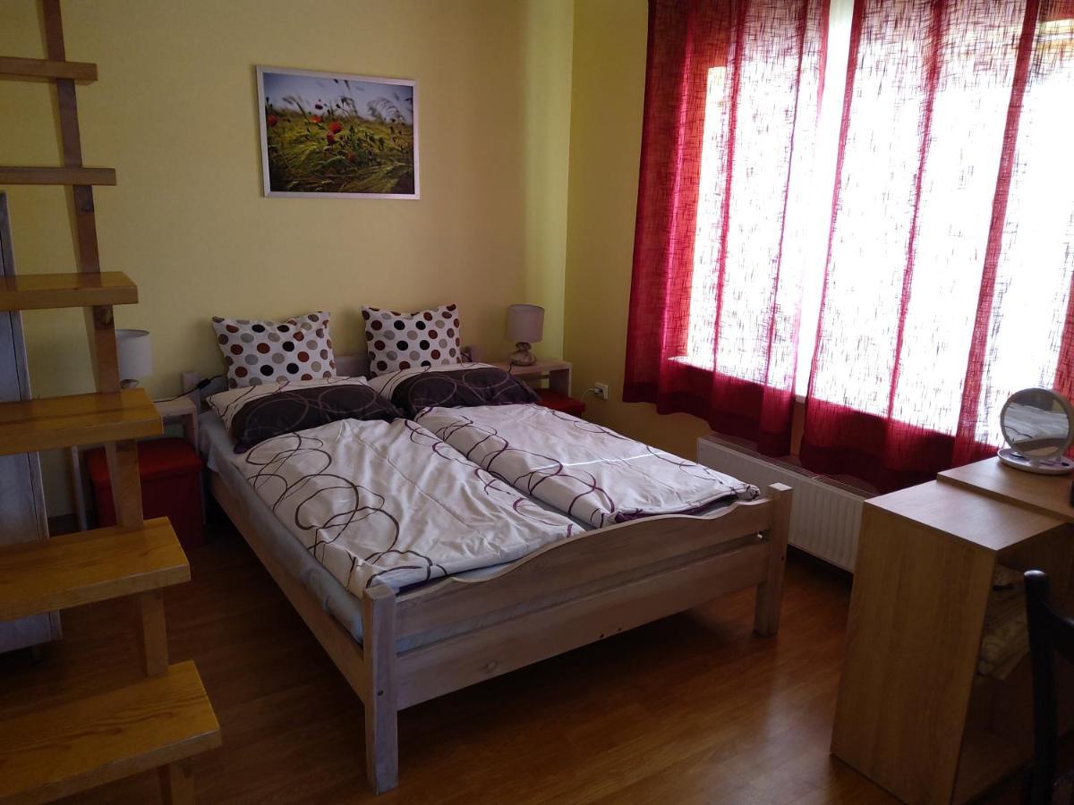 Apartamentai Geguciu Gatveje Klaipeda Exterior photo